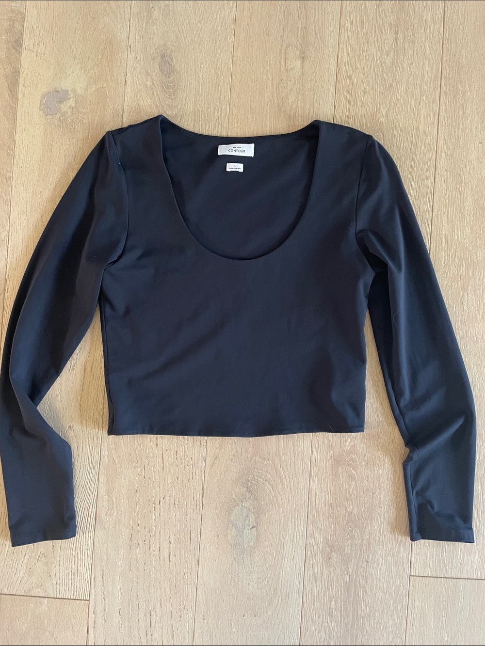 Aritzia Black Long Sleeve Scoop Neck